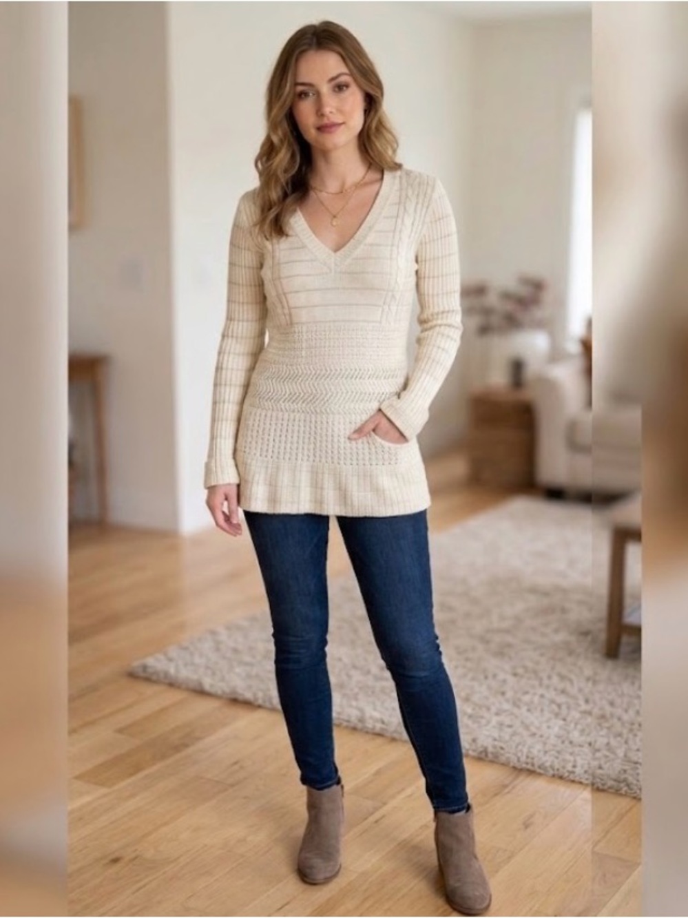 Calvin Klein jeans sweater Cream and gold V-Neck Textured Tunic Sweater